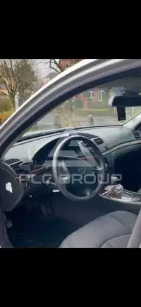 2003 Mercedes Benz E 220