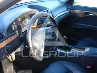 2003 Mercedes Benz E 220