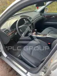 2003 Mercedes Benz E 220