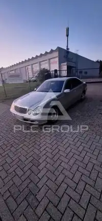 2003 Mercedes Benz E 220