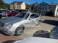 2003 Mercedes Benz E 220