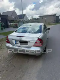 2003 Mercedes Benz E 220
