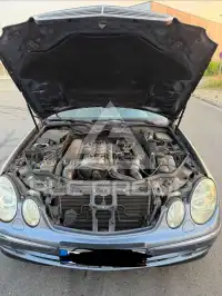 2003 Mercedes Benz E 270