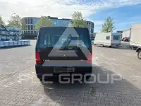 2003 Mercedes Benz V 200