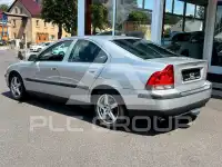 2003 Volvo S60