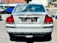 2003 Volvo S60