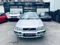 2003 Volvo V40