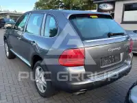 2003 Porsche Cayenne