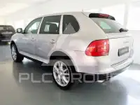 2003 Porsche Cayenne