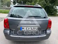 2003 Toyota Avensis