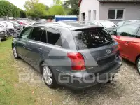 2003 Toyota Avensis