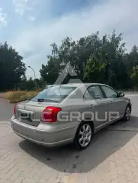 2003 Toyota Avensis