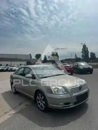 2003 Toyota Avensis
