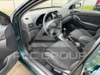 2003 Toyota Avensis