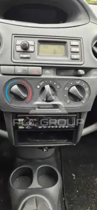 2003 Toyota YARIS