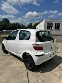 2003 Toyota YARIS