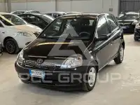2003 Toyota YARIS