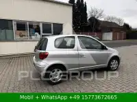 2003 Toyota YARIS