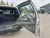 2003 Toyota LAND CRUISER