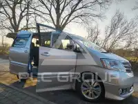 2003 Toyota Alphard