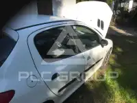 2003 Peugeot 208