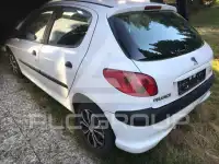2003 Peugeot 208