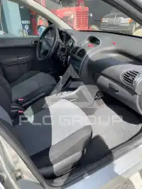 2003 Peugeot 206