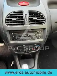 2003 Peugeot 206