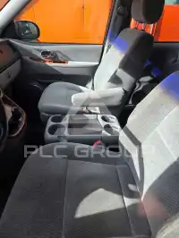 2003 KIA Carnival