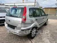 2003 Ford FUSION