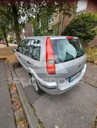 2003 Ford FUSION