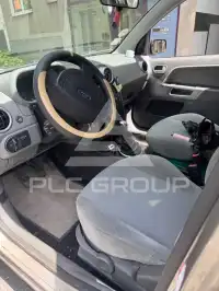 2003 Ford FUSION