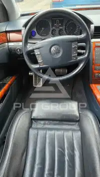 2003 Volkswagen PHAETON
