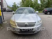 2003 Volkswagen PHAETON