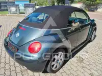 2003 Volkswagen BEETLE