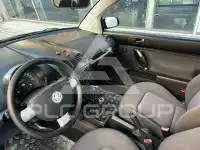 2003 Volkswagen BEETLE