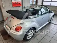 2003 Volkswagen BEETLE