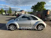 2003 Volkswagen BEETLE