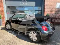 2003 Volkswagen BEETLE