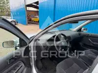 2003 Volkswagen GOLF