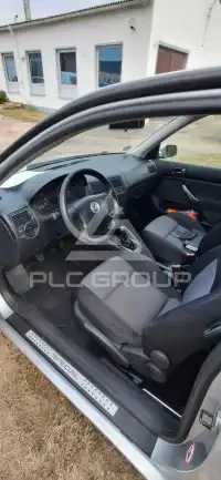 2003 Volkswagen GOLF