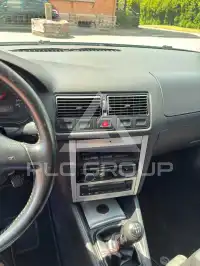 2003 Volkswagen GOLF