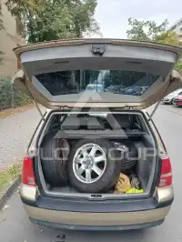 2003 Volkswagen GOLF