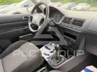 2003 Volkswagen GOLF
