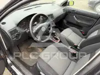 2003 Volkswagen GOLF