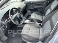 2003 Volkswagen GOLF
