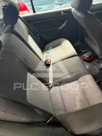 2003 Volkswagen GOLF