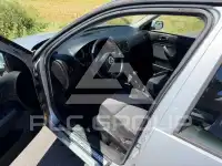 2003 Volkswagen GOLF