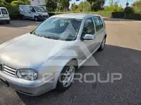 2003 Volkswagen GOLF
