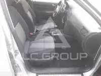 2003 Volkswagen GOLF